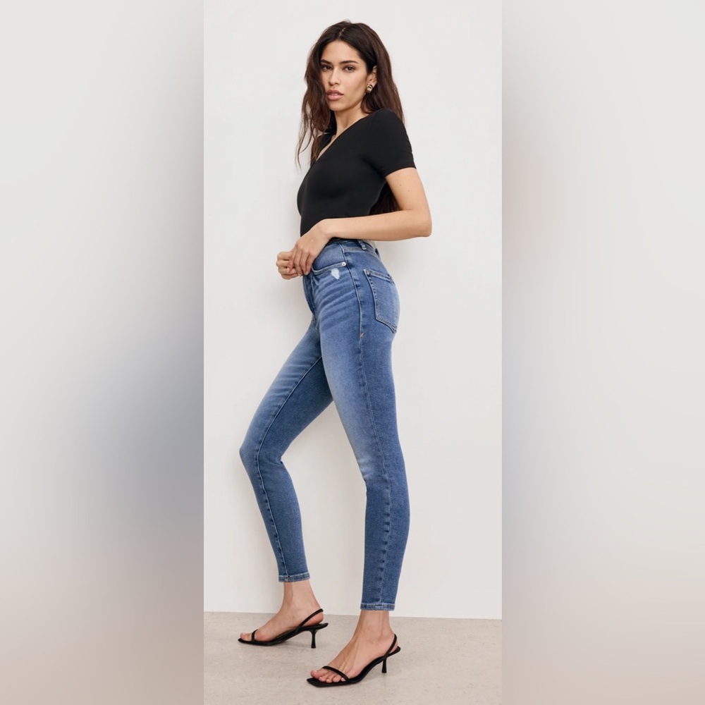 Good American Good Waist Crop Jeans